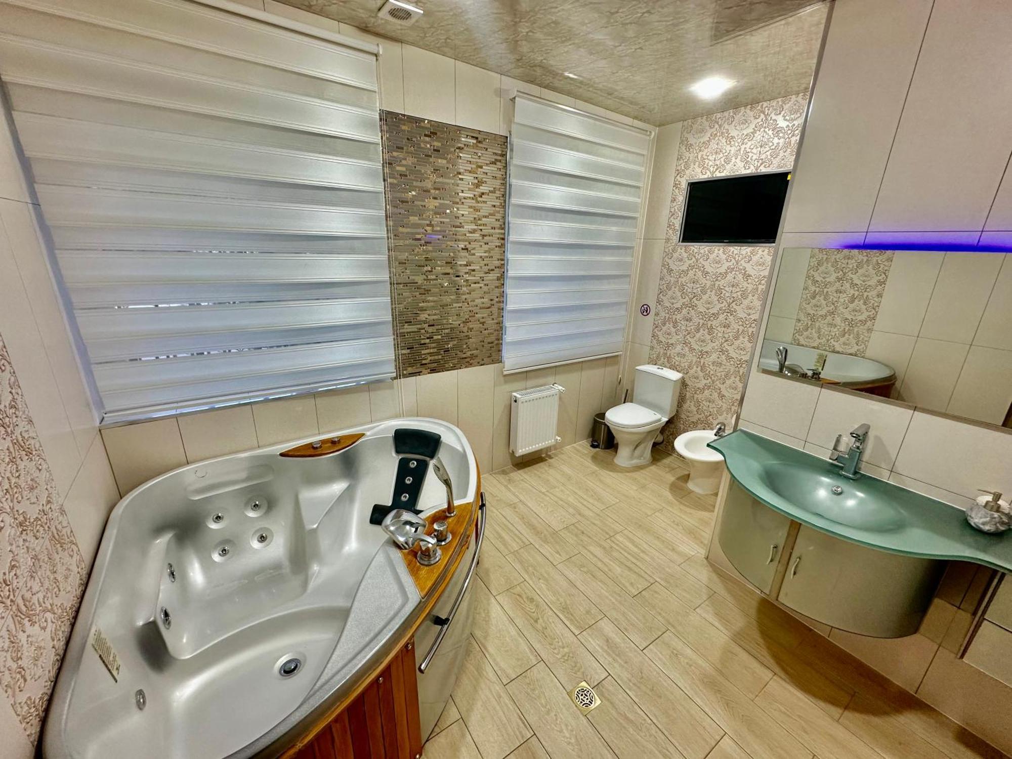 Tadevosyan Guest House Bjni المظهر الخارجي الصورة