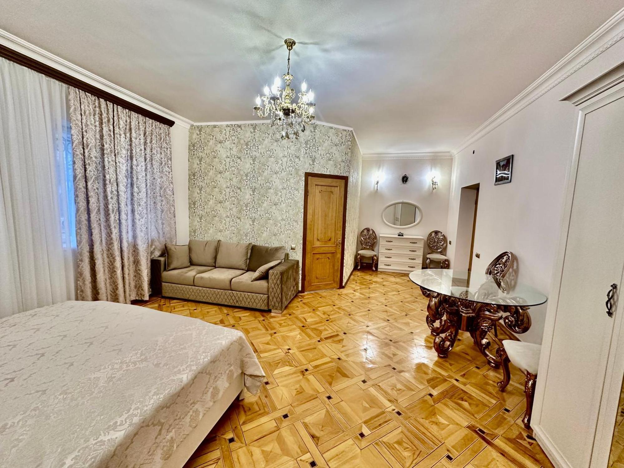 Tadevosyan Guest House Bjni المظهر الخارجي الصورة
