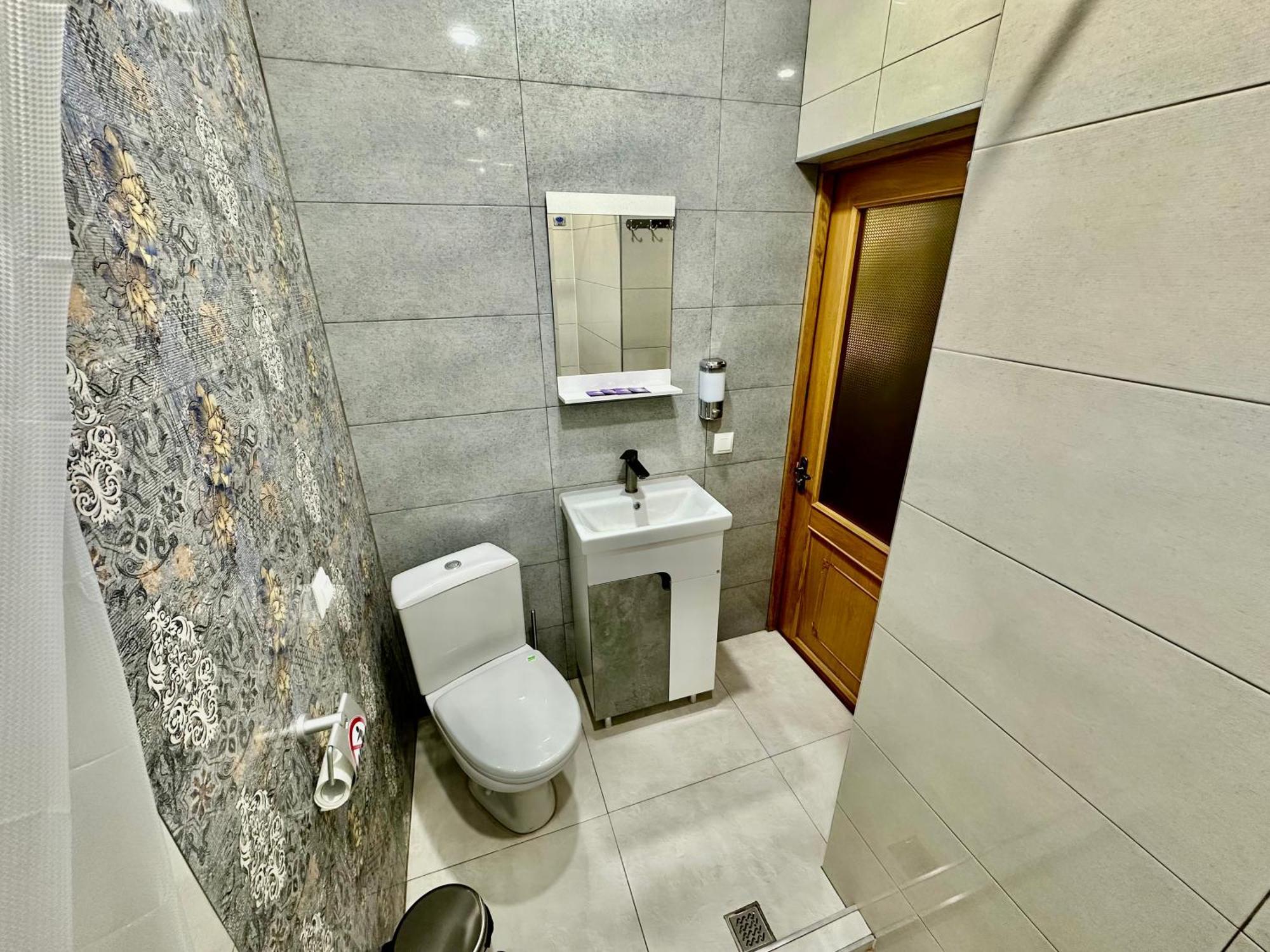 Tadevosyan Guest House Bjni المظهر الخارجي الصورة