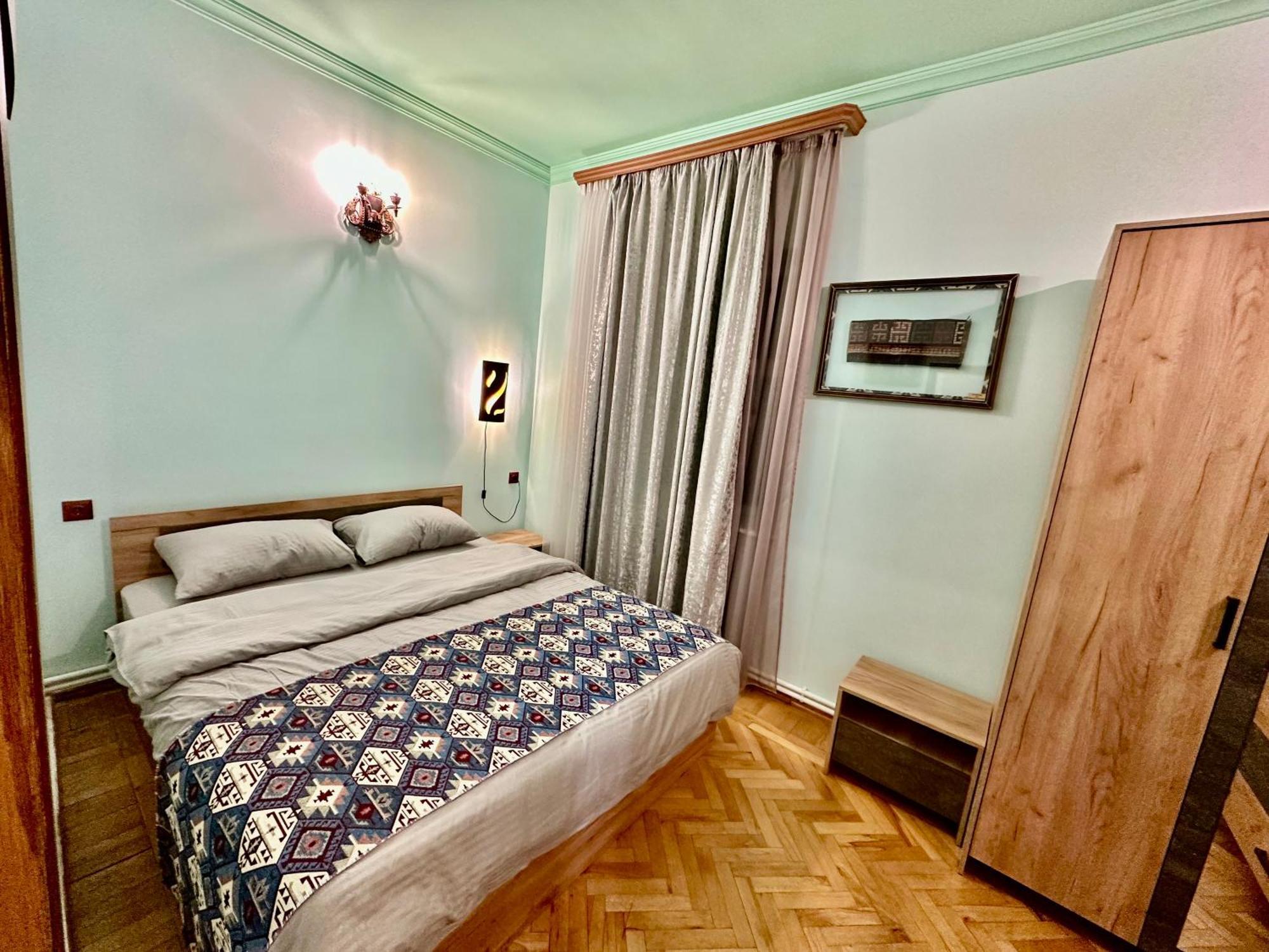 Tadevosyan Guest House Bjni المظهر الخارجي الصورة